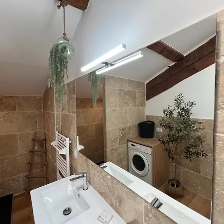 Apartment Louis Xiii, Le Somail. Ginestas
