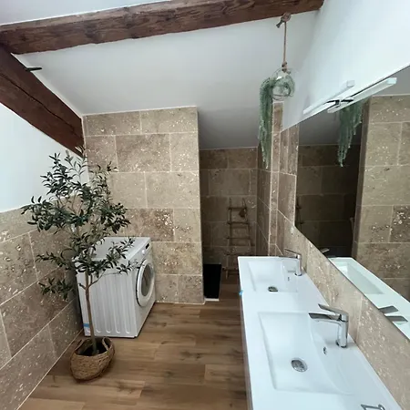 Apartment Louis Xiii, Le Somail.