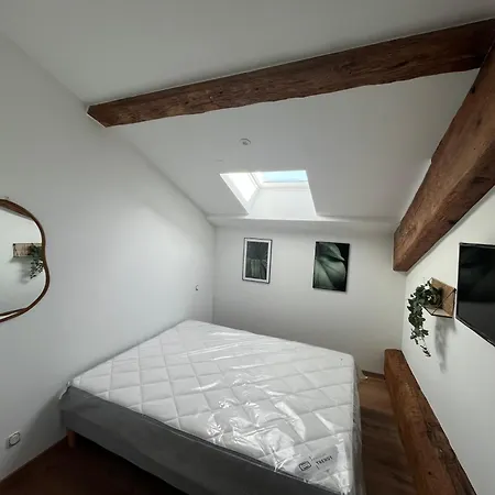 Appartement Louis Xiii, Le Somail. *